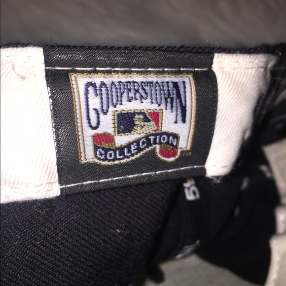 New Era Yankees Hat (WILL BE DONATED IF NOT SOLD) - Picture 3 of 6